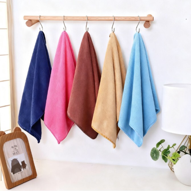 Manufacturer Wholesale Microfiber Small Square Towel Thickened Absorbent Lint-Free Kitchen Rag Hand Towel Cleaning Towel Gift Manufacturer Wholesale Microfiber Small Square Towel Thickened Absorbent Lint-Free Kitchen Rag Hand Towel Cleaning Towel Gift