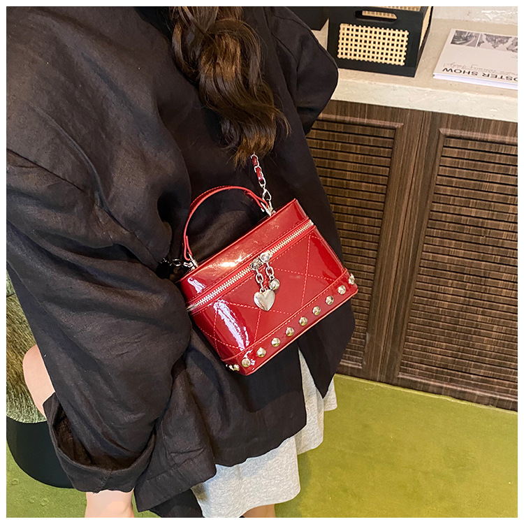 Korean style fashionable handbag for women 2025 summer new style small square bag, simple embroidered thread chain single-shoulder crossbody bag undefined