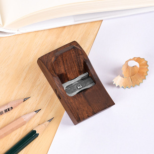 Wholesale Pencil Sharpening Tools Kindergarten Maker Children's Children's Day Gifts Woodworking Planer Handmade Woodworking Planer Pencil Sharpener