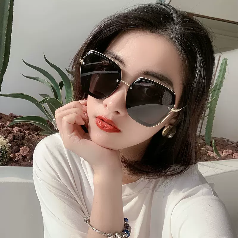 女款高清偏光防紫外线遮阳墨镜抖音网红小红书同款太阳镜