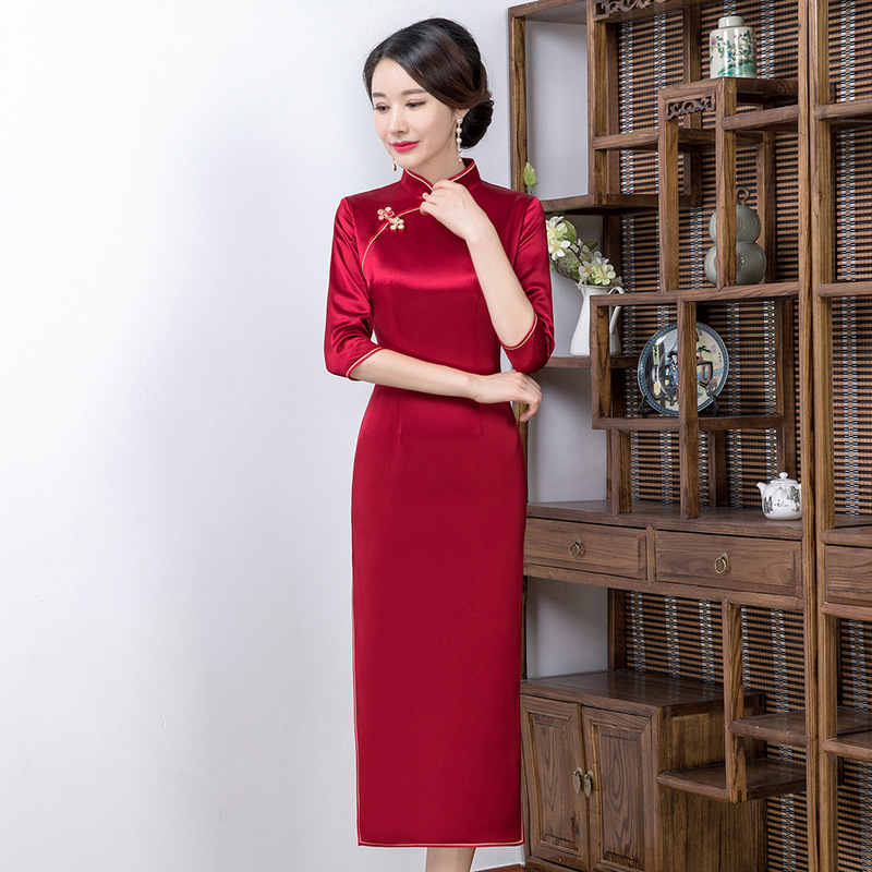Shenzhen acetic acid cheongsam large size 2023 new wedding banquet little dress happy mother-in-law mother-in-law explosion female wholesale Shenzhen acetic acid cheongsam large size 2023 new wedding banquet little dress happy mother-in-law mother-in-law explosion female wholesale