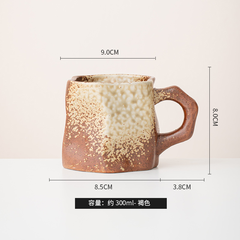 Taza de café japonesa Taza de estilo europeo Taza de desayuno retro para el hogar Taza de agua de pareja de cerámica con personalidad exquisita y hermosa