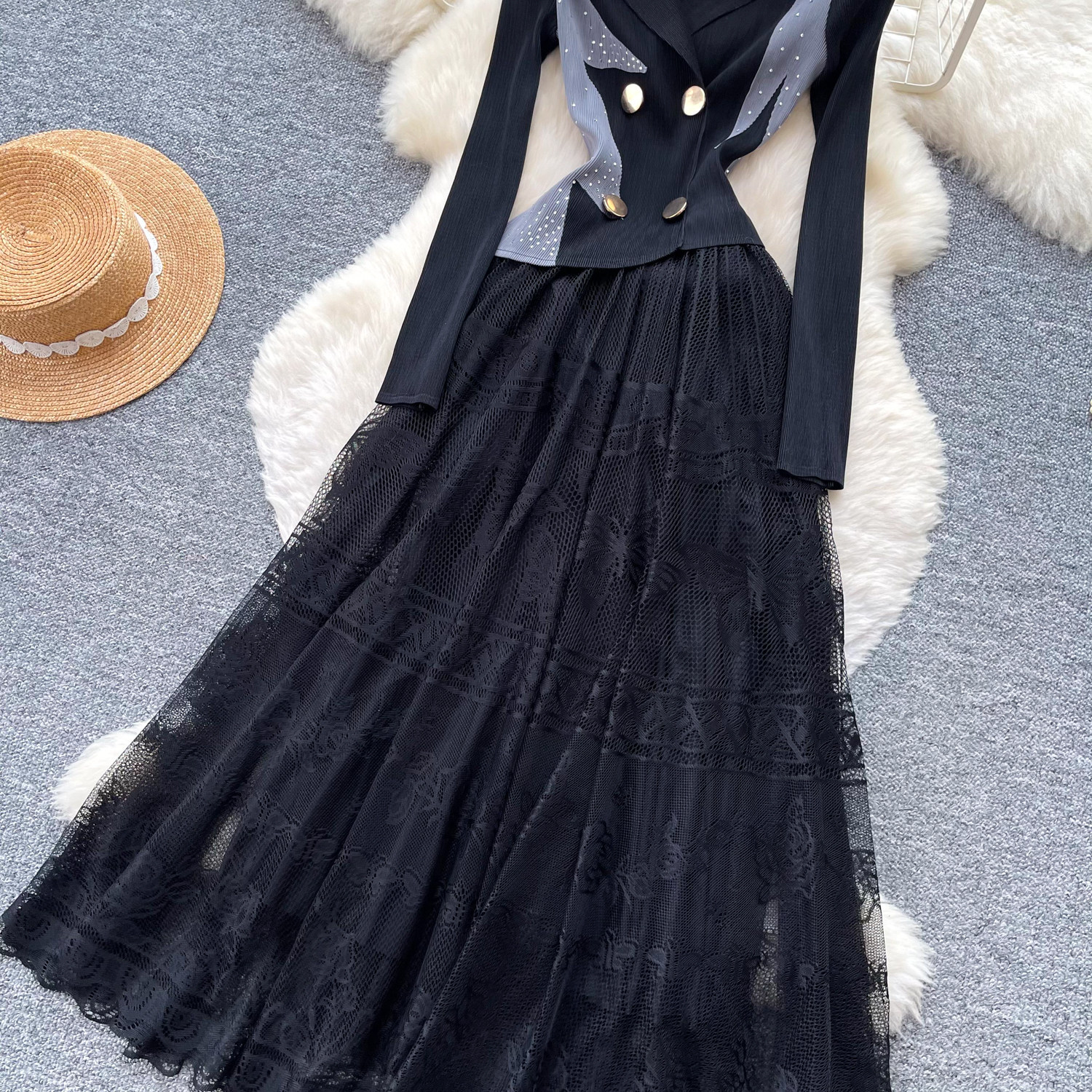 Women's French Romantic Style Lace Dress Suit Collar Slimming Pleated Long Skirt Elegant Commuting Summer Dress_ecoleips.com