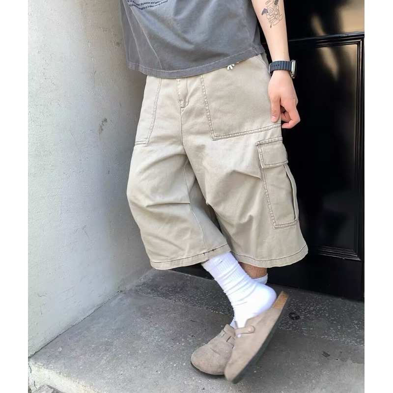 American Retro Solid Color Cropped Pants for Men, Cargo Pants with Loose Fit, Large Pocket Design, Washed Vintage Mid-Length Pants for Men
