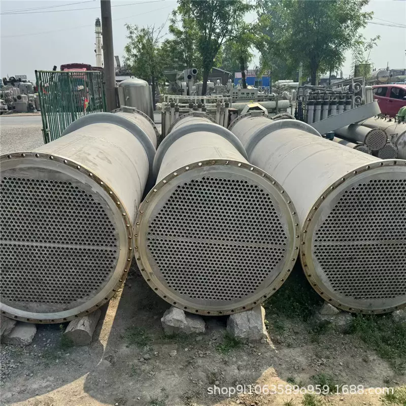 供应二手不锈钢冷凝器10平方 列管式冷却器强制循环挥发器