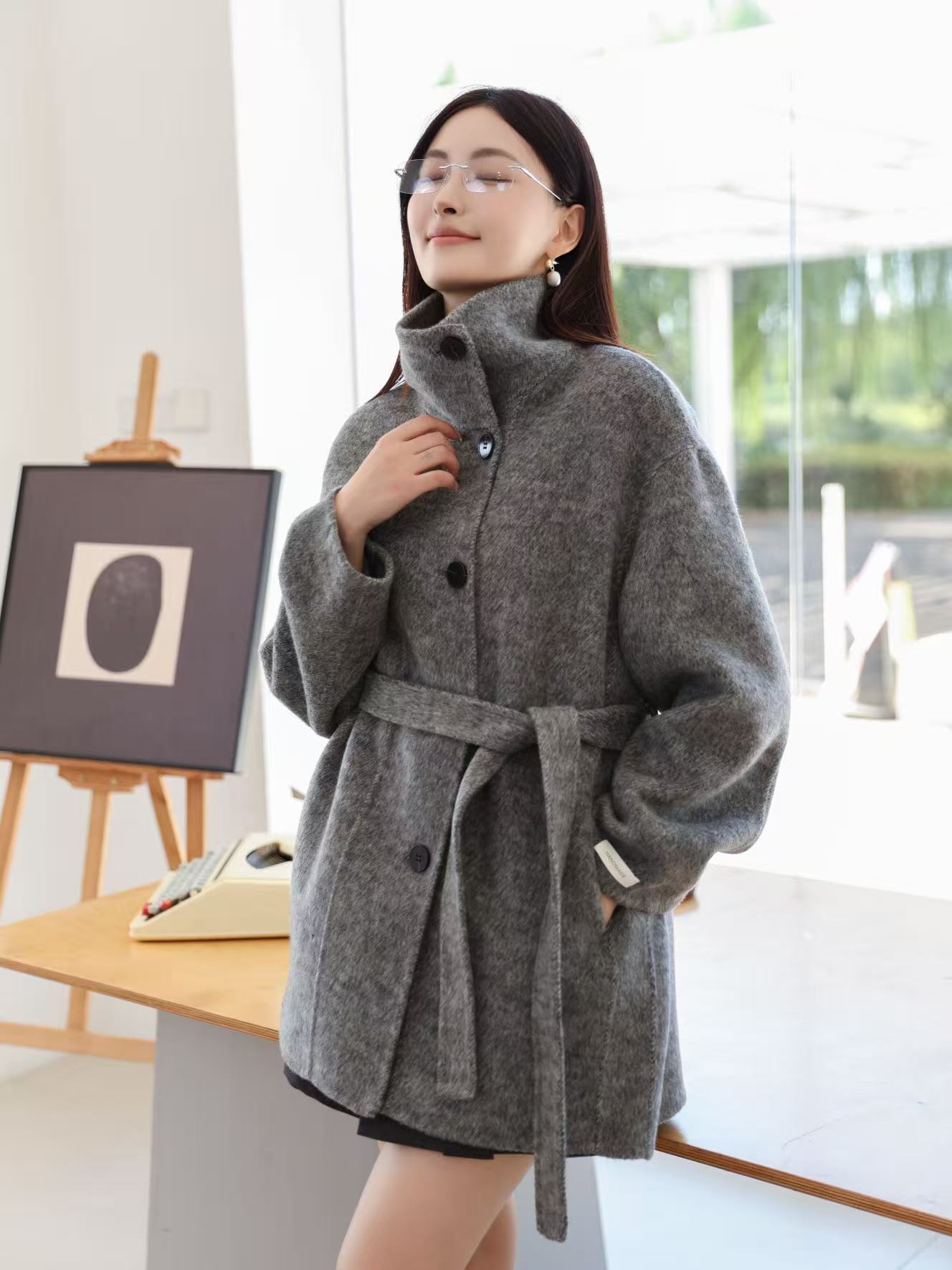 カシミヤバージョンにアップグレード！スタンドカラー、シングルボタン、紐付き、新作両面ウールコート、レディースショート丈、小柄な方向け、25秋冬