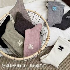 女士中筒堆堆袜四季通用纯色立体蝴蝶结棉袜甜美风袜子现货批发
