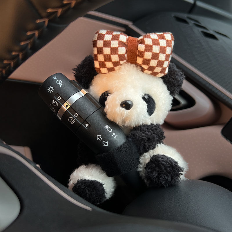 Decoraciones de automóviles para interiores de automóviles para muñecas panda 2025 nuevas luces de dirección limpiaparabrisas muñecas