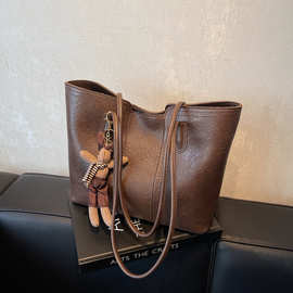 外贸新款复古托特包女大容量简约通勤时尚单肩包气质上班族手提包