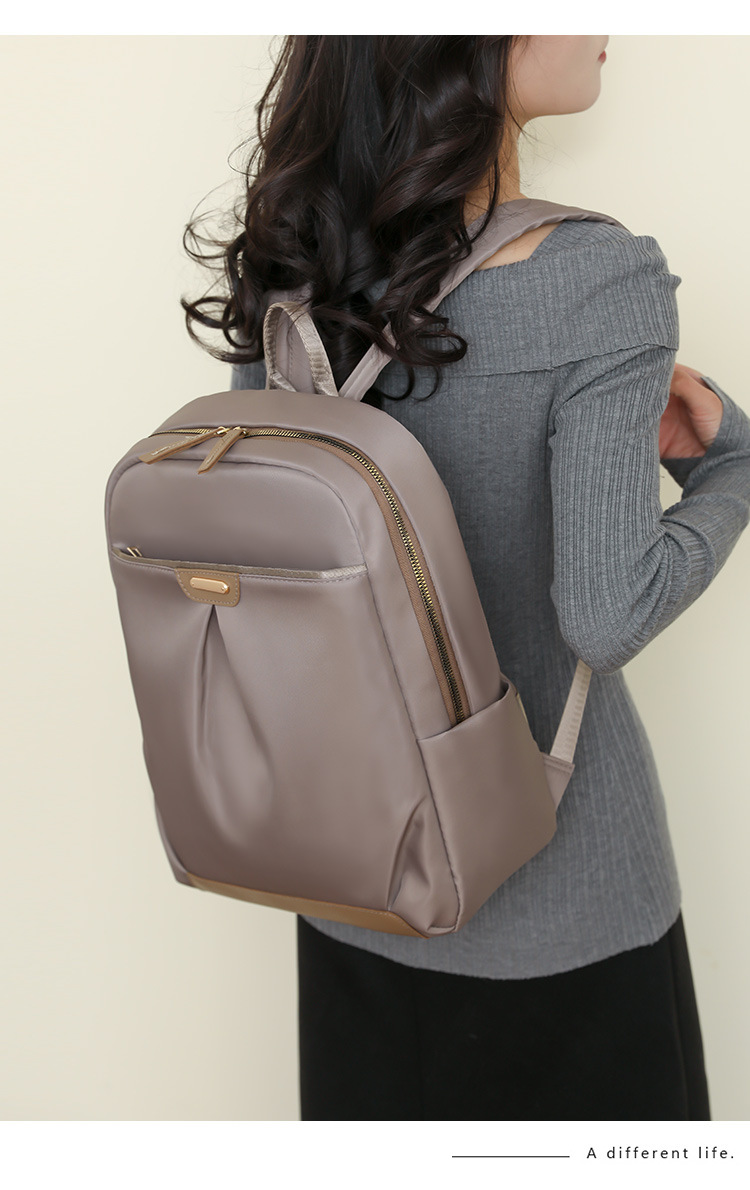 2024 new travel fashion lightweight Oxford cloth versatile women's bag student backpack_voghion.com