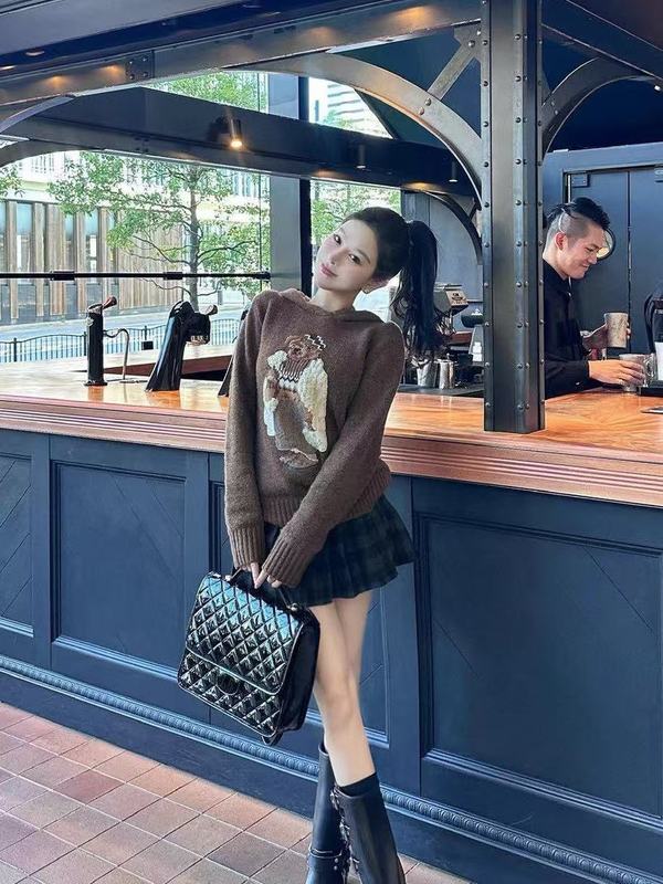 25款冬季女装针织衫小熊织花刺绣毛衣拼色连帽套头重工刺绣款百搭|undefined
