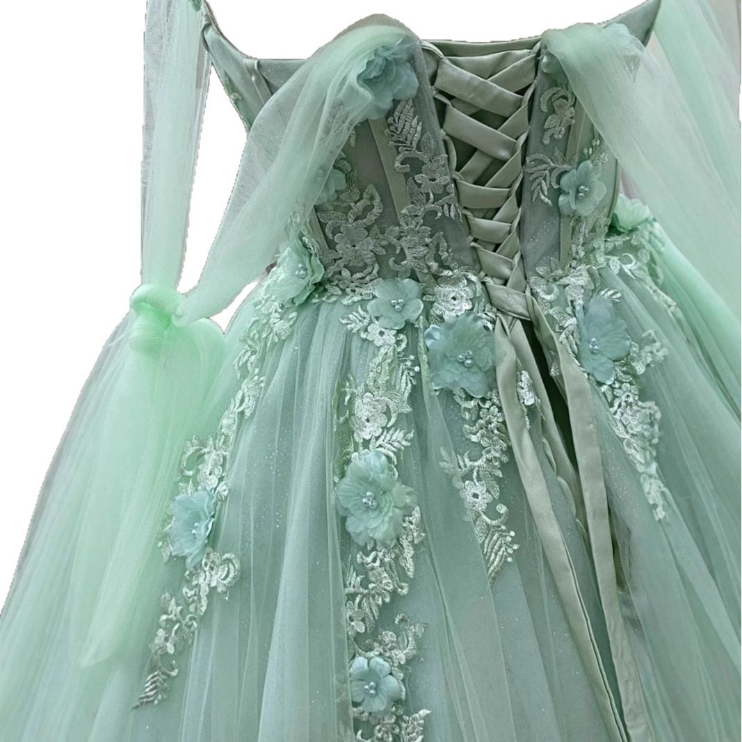 AliExpress nuevo vestido de noche de un hombro verde menta temperamento vestido de princesa banquete de cumpleaños anfitrión traje de escenario