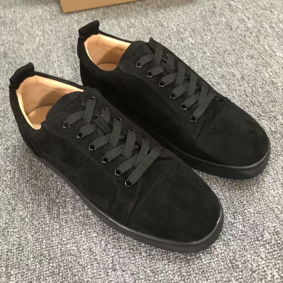 新しい 2024cl 電気刺繍紳士靴赤底靴黒刺繍ロートップレースアップカジュアルシューズ女性の靴カップルスポーツ
