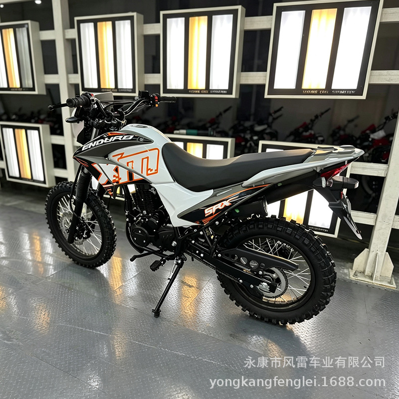 Motocicleta Todoterreno 250CC de Hierro y Plástico a Gasolina image 5