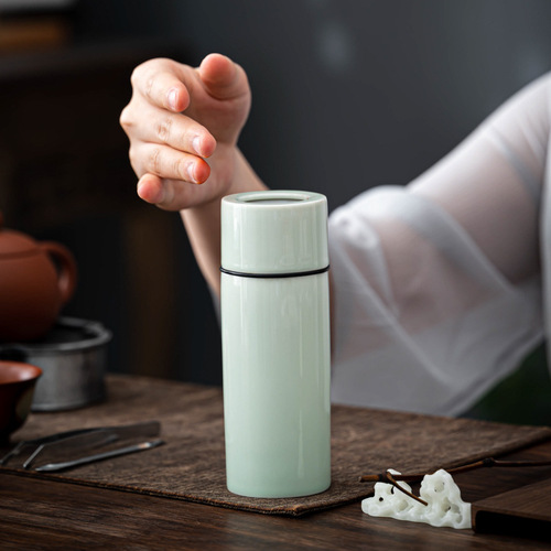 Ceramic Creative Aroma Diffuser Charging Home Indoor Electronic Incense Burner Temperature Control Handheld Electric Aroma Diffuser Ornament