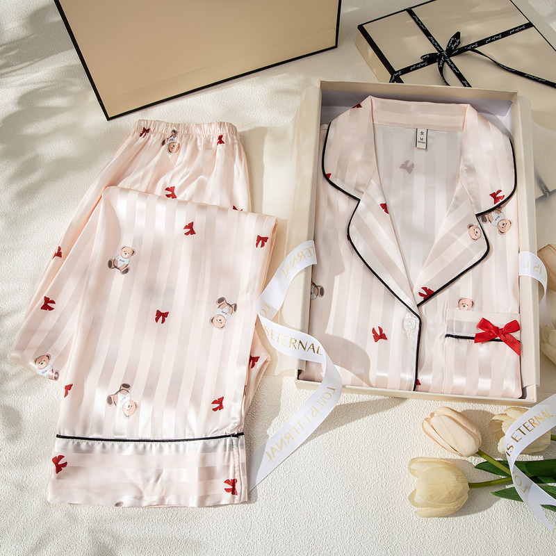 2026 Spring/Summer High-End Ice Silk Cartoon Pajamas Gift Box Set for Best Friends and Friends Birthday Gifts Homewear Set 2026 Spring/Summer High-End Ice Silk Cartoon Pajamas Gift Box Set for Best Friends and Friends Birthday Gifts Homewear Set