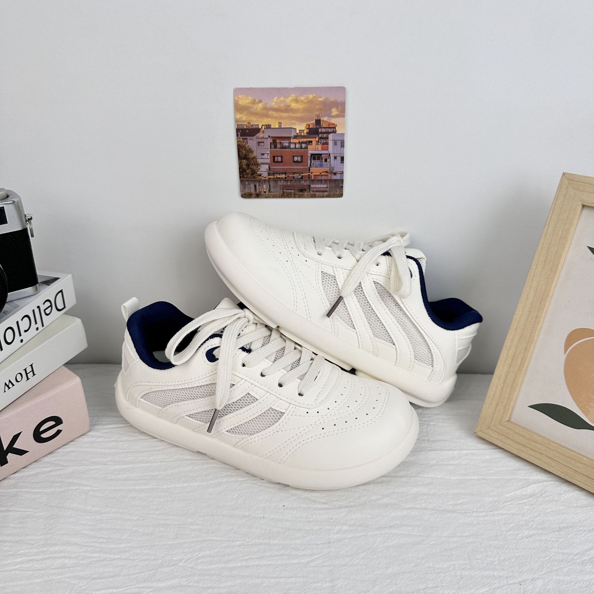 Yuanbo zapatos casuales para mujeres 2025 nuevos zapatos de verano zapatos de skate de nicho zapatos blancos pequeños zapatos deportivos