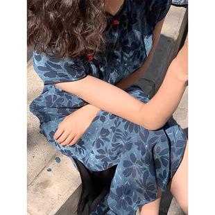 2024 spring and summer new women's new Chinese waist slimming dress women's Republic of China style half cardigan improved blue cheongsam