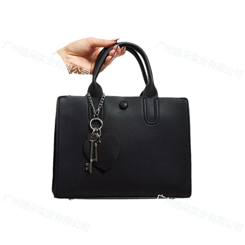 Direct Manufacturer Sales Women's Fashion Trend Single Shoulder Bag Russian Style Simple Daily Versatile Crossbody Bag Street Fashion Trend Wind