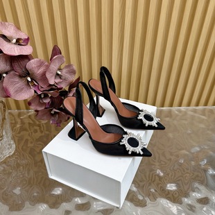 25�¿ʽ���^��պ����Yˮ荸߸�Ь�Ʊ����Ը��ٽzһ�֎���ЬŮ