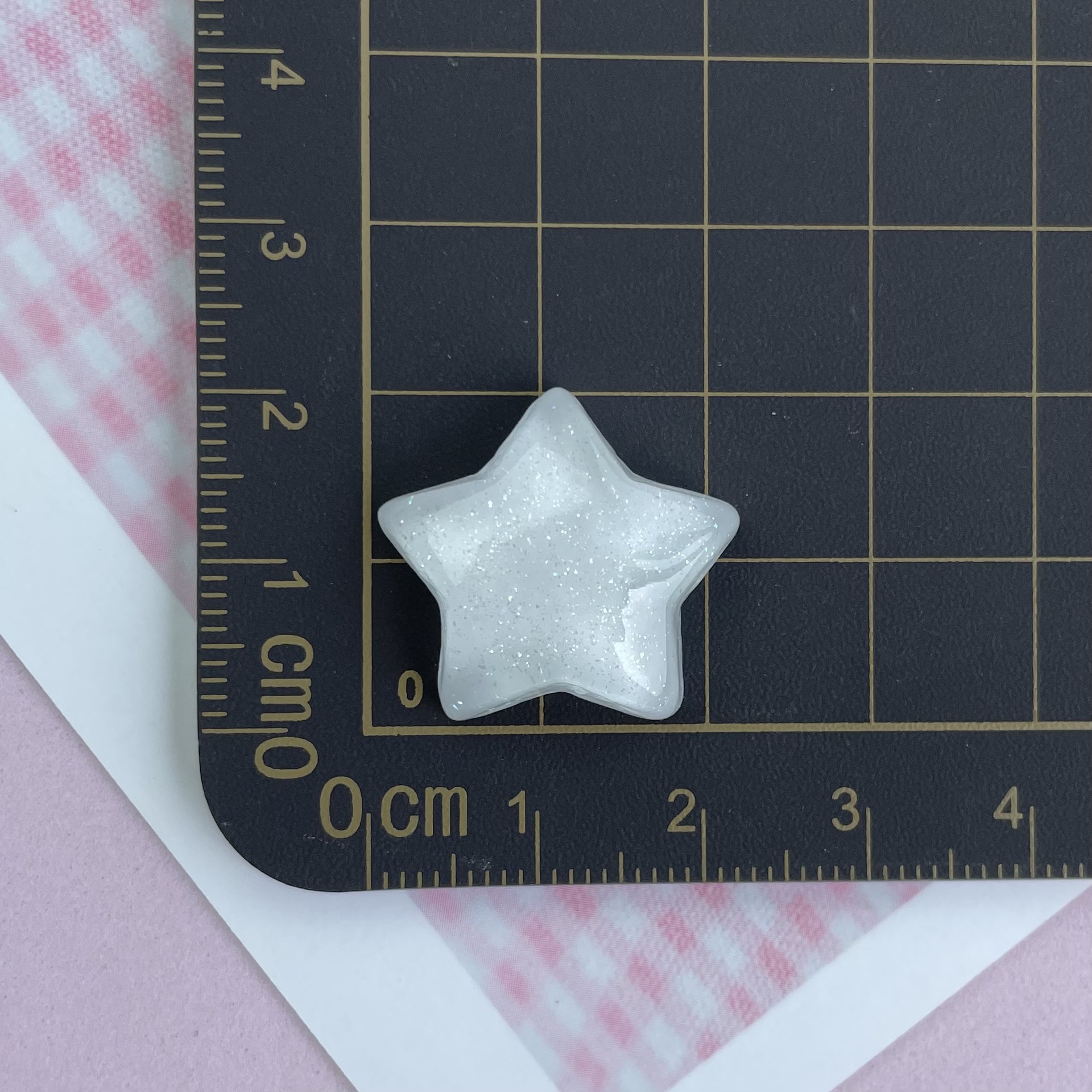 Transparente delgada flash color estrella de cinco puntas accesorios de resina DIY teléfono móvil Shell horquilla taza de agua pegatinas zapato hebilla accesorios estrellas