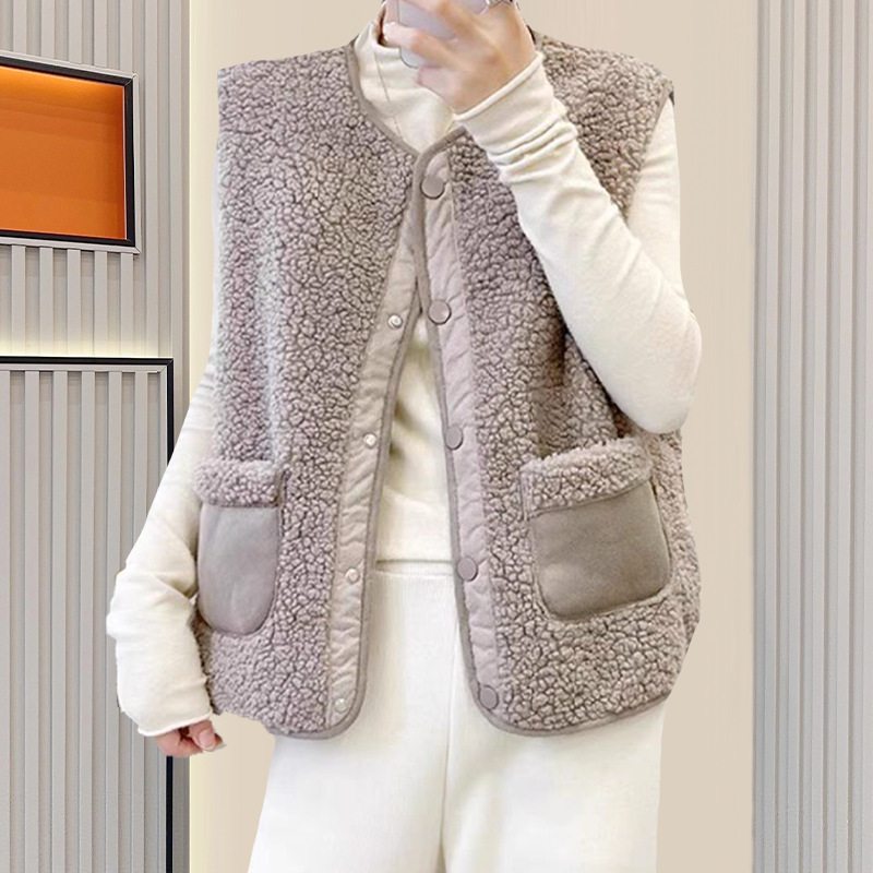 Lamb Wool Vest Women's 2025 New Outwear Leather Plush All-In-One Sleeveless Vest Elegant Vest Top