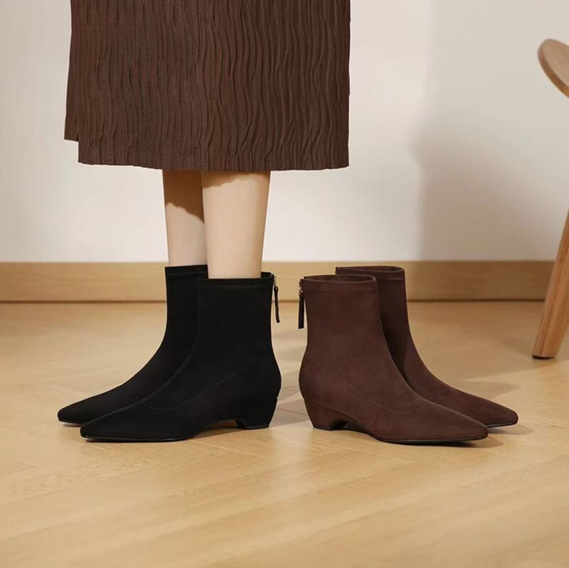 Sheepskin version~Inner height-increasing black pointed toe flat slimming short boots for women, 2026 new autumn and winter French slim boots Sheepskin version~Inner height-increasing black pointed toe flat slimming short boots for women, 2026 new autumn and winter French slim boots
