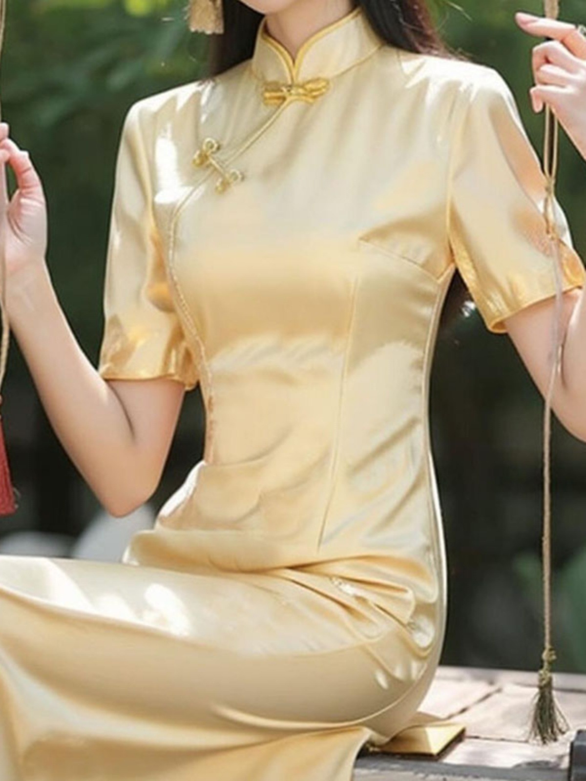 Váy dài sườn xám cải tiến phong cách Trung Quốc mùa hè tay ngắn màu vàng — Váy ngắn tay màu vàng chi tiết 6