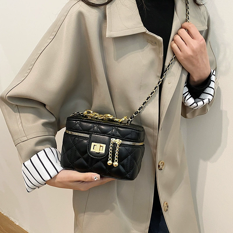 Handheld small bag with diamond pattern, small shoulder bag, chain bag, high-end, western style