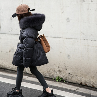Children's down Jacket Mid-Length Thickeneded Girl Baby White Duck down Winter Clothing Small Kidsren Big Fur Collar Korean Style Kidsren's Clothing