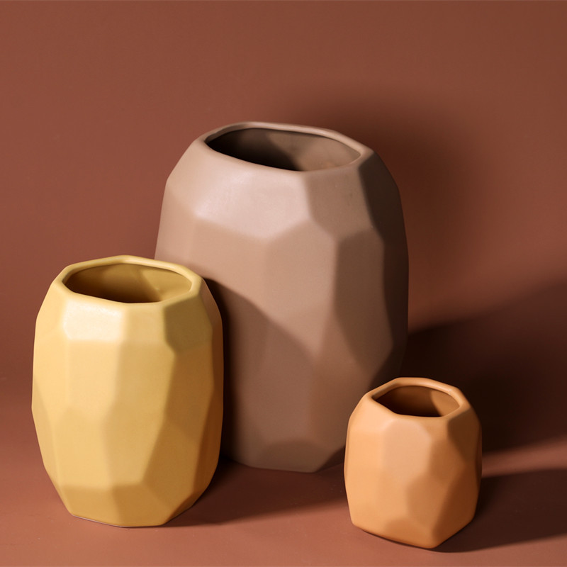 Nordic ceramic vase, dried flower ornaments, artistic geometric living room home creative ornaments, model room soft decorations
