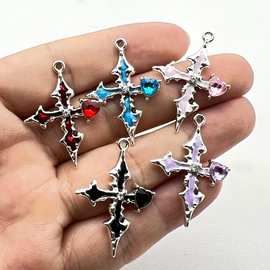 韩版合金滴油点钻十字架爱心小挂件吊坠 DIY流行饰品项链耳环配件