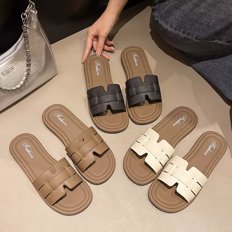 网红仙女裙子一字女外拖鞋夏季2025新款法式时尚百搭平底沙滩凉鞋