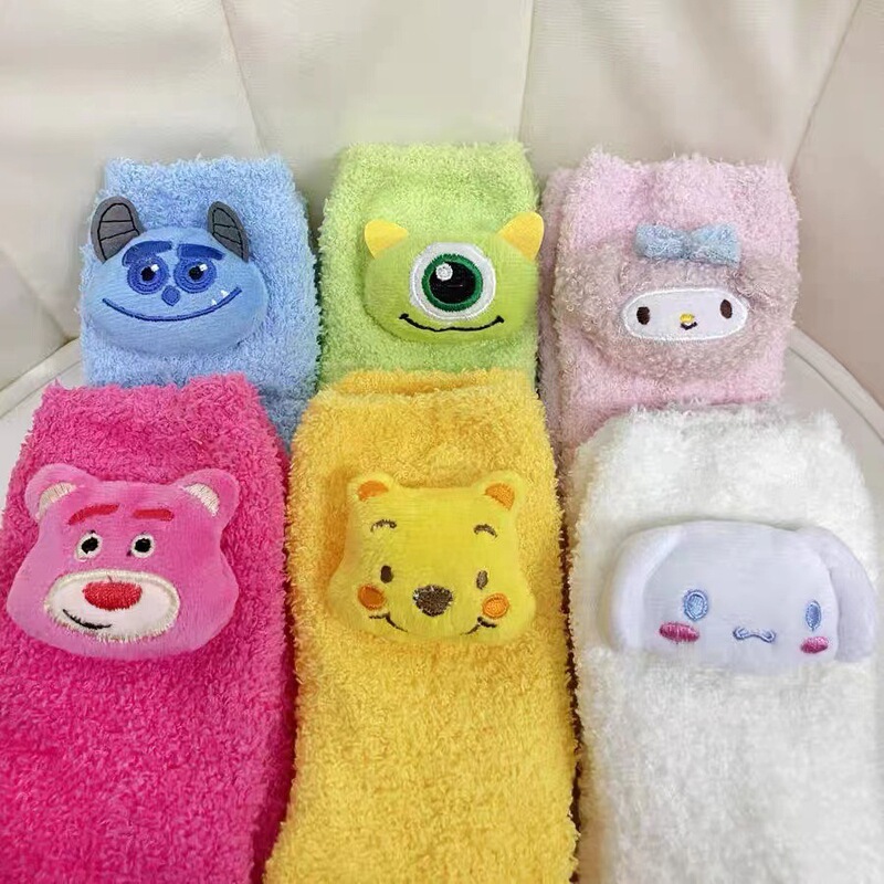Winnie the Poochow Socks Girls Cute Coral Fleece Cyber Popular Plush Socks Winter Thickened Mid-tube Socks All-match Sleep Socks
