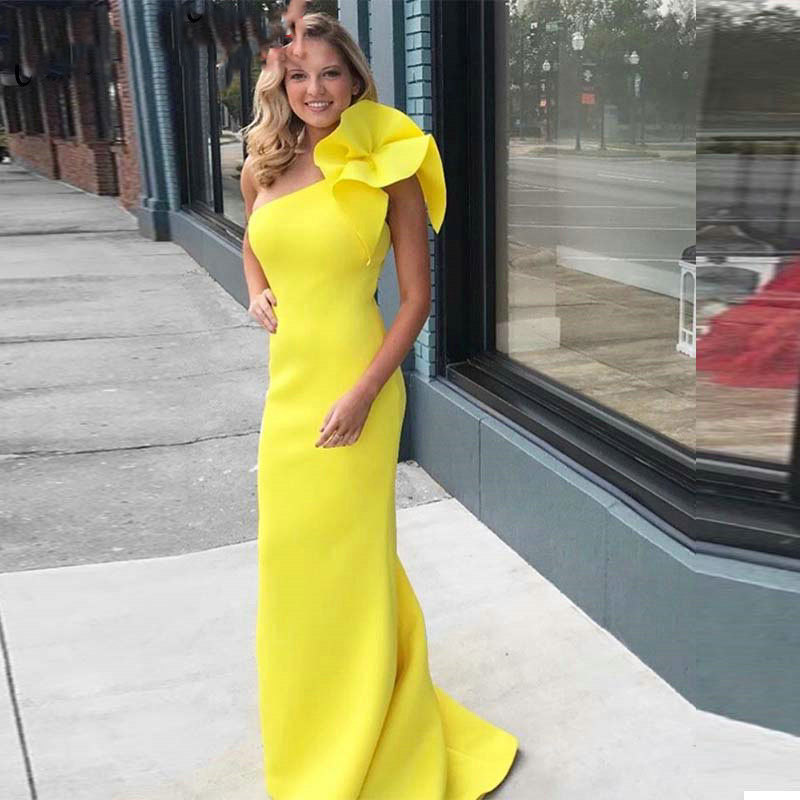 Amazon AliExpress independent station Foreign trade elegant plus size one shoulder goose yellow fishtail evening dress ball Amazon AliExpress independent station Foreign trade elegant plus size one shoulder goose yellow fishtail evening dress ball