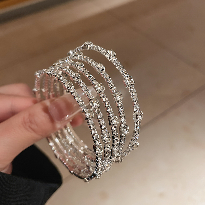 39# open bracelet - silver - 5 circles of large and small diamonds