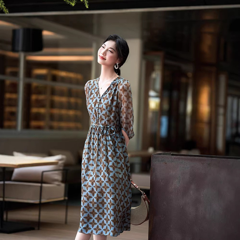 Summer New Women's Thickened Single-Layer Printed Silk Dress with Floral Pattern Without Lining 80102