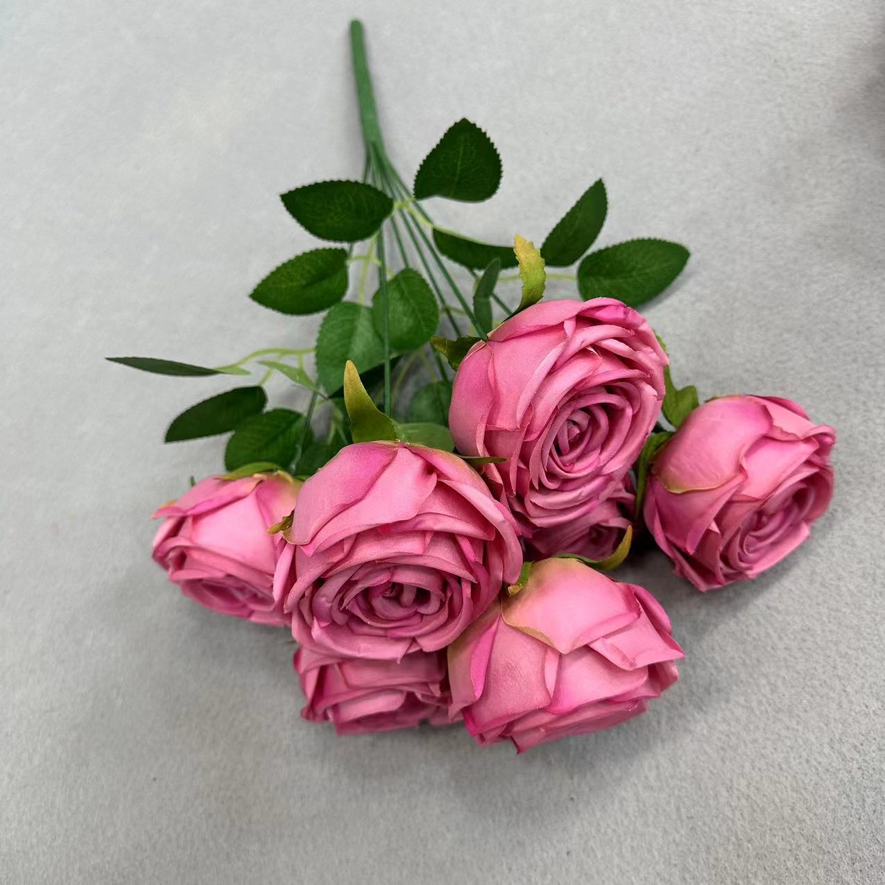 7头皇妃玫玫红色