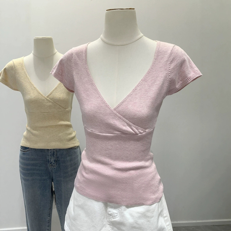 Pure Desire Style Pink Deep V-Neck Knitted Short-Sleeve T-Shirt for Women 2026 Summer New Design Slim Fit Slimming Top Pure Desire Style Pink Deep V-Neck Knitted Short-Sleeve T-Shirt for Women 2026 Summer New Design Slim Fit Slimming Top