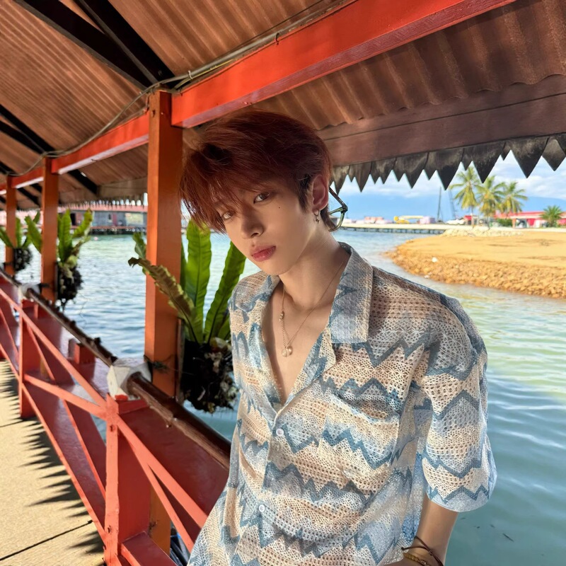 Summer Seaside Niche Resort Style Wave-Patterned Knitted Color-Block Hollow-Out Casual Shirt for Men Versatile Shirt Jacket