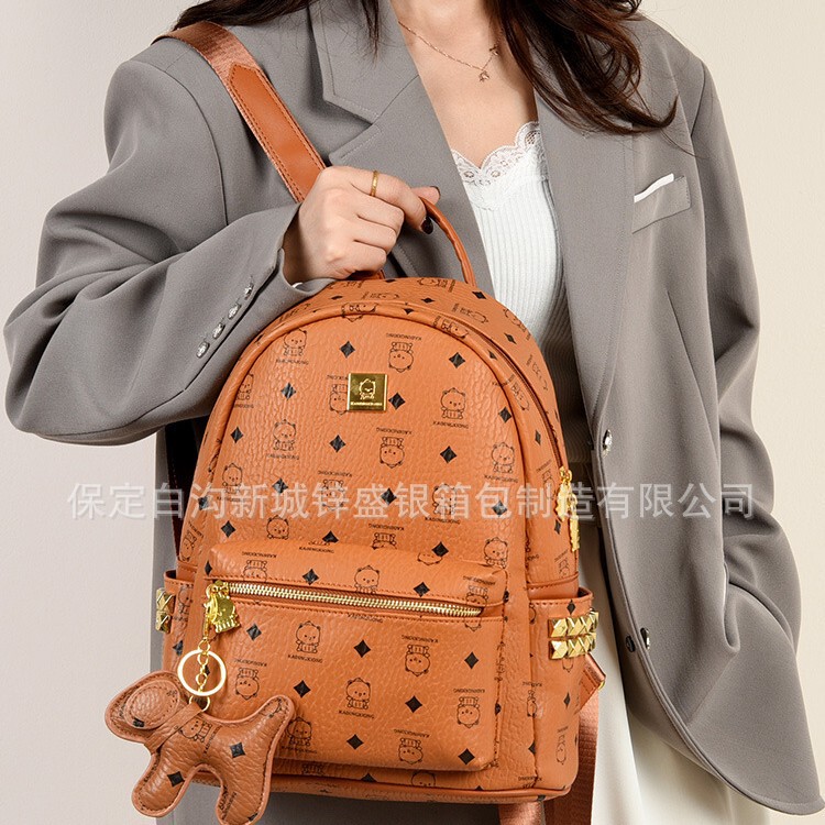 Light Luxury Original Travel Backpack Letter Shoulder 2025 New Versatile College Student Niche School Bag High-End Large Capacity