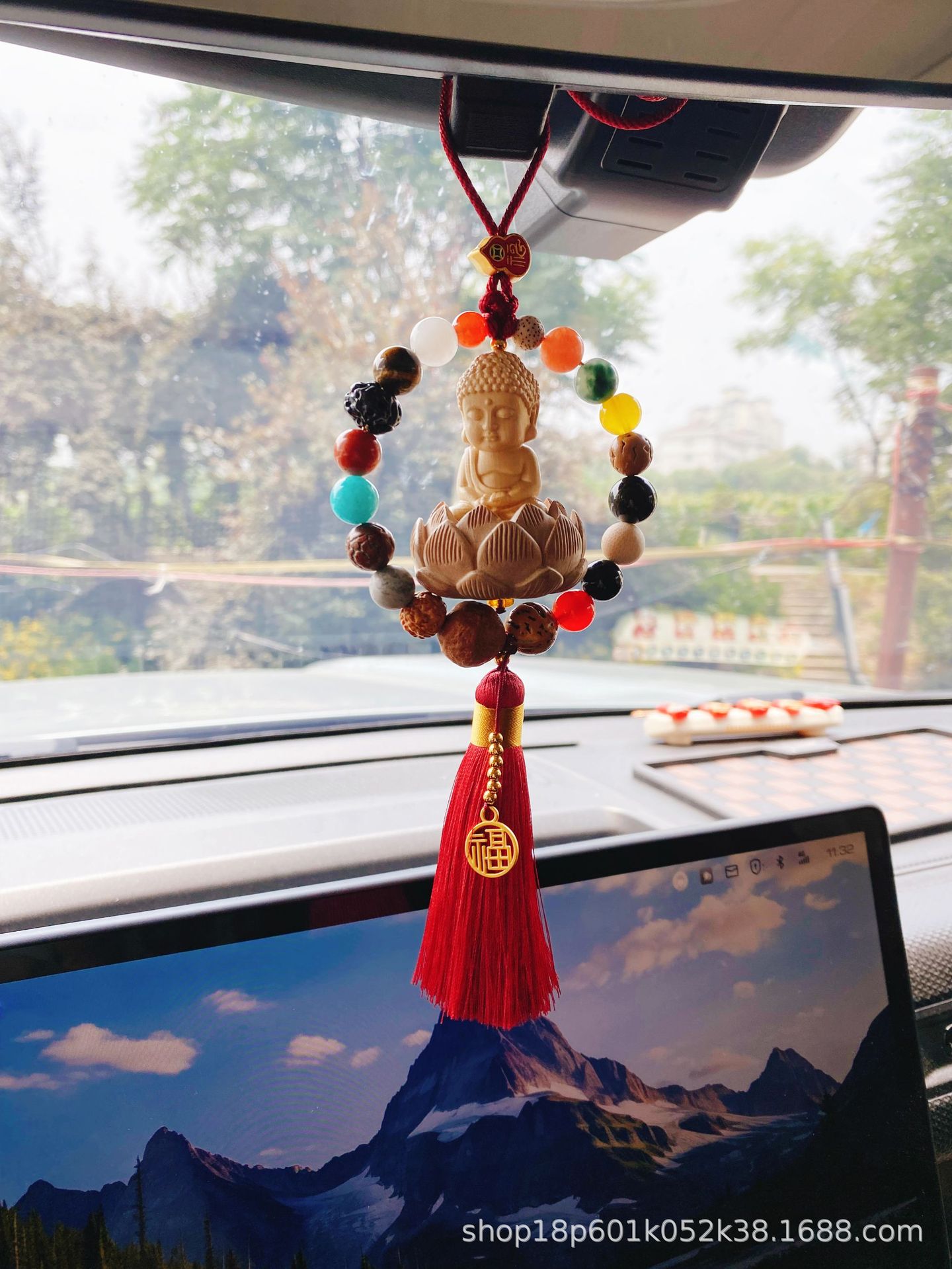 Temple-Style Carved Boxwood Car Rearview Mirror Pendant with Eighteen-Seed Lotus and Small Buddha for Safety
