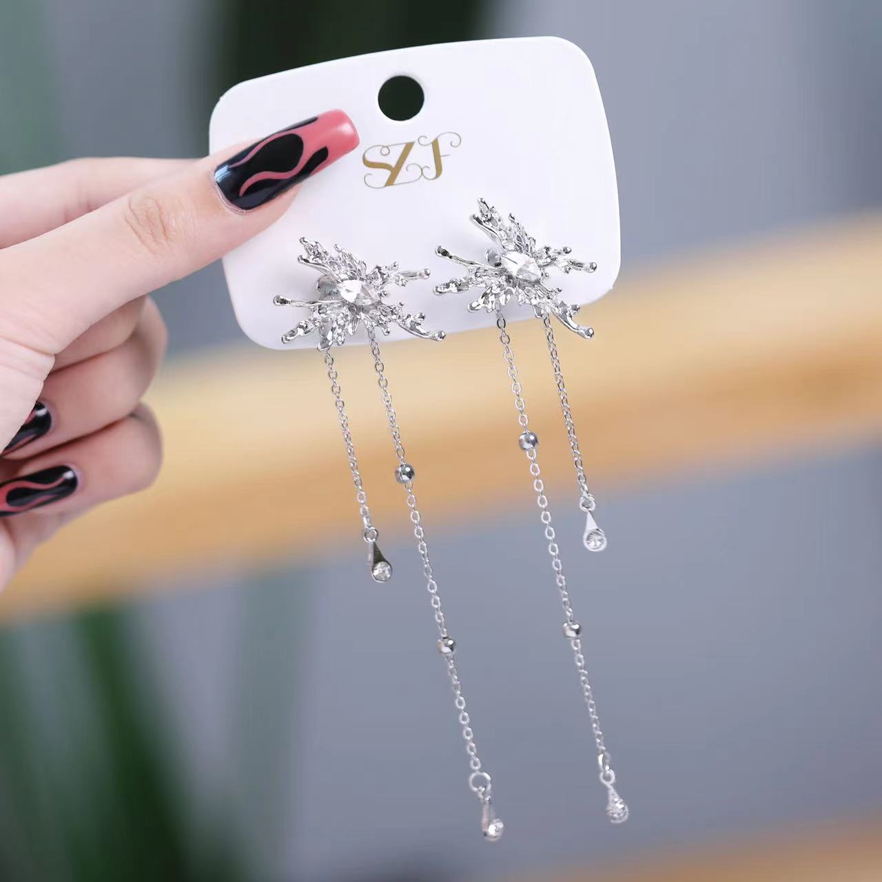 Butterfly Tassel Elf Ear Metal Silver Liquid Butterfly Wings Zircon Bright Diamond Earrings Wholesale Duoduo Shake Shop Same Style