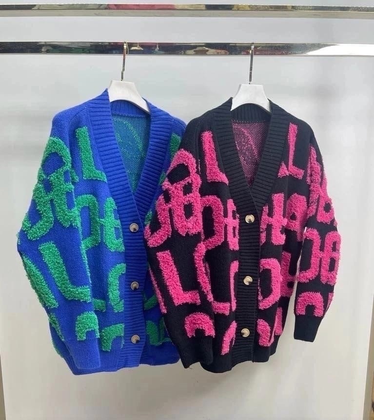 2024 neuer Herbst- und Winter-Rundhals-Langarm-Strickmantel für Damen, russischer Pullover_voghion.com