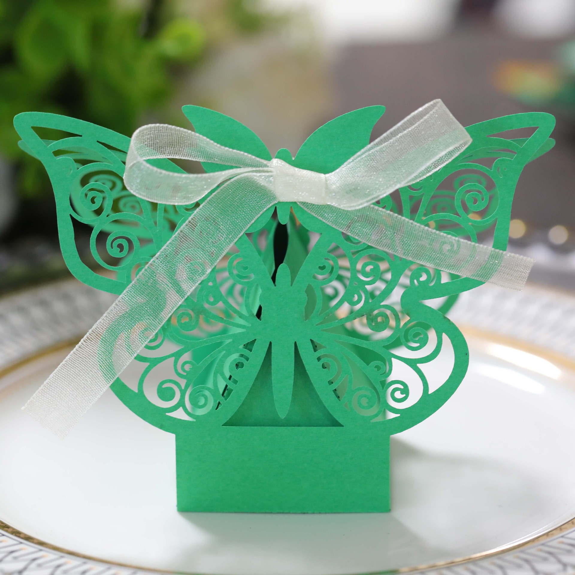 Bow Knot Iridescent Paper 210g Wedding Banquet Gift Bags display picture 4