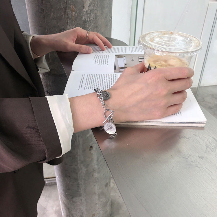 Titanium steel does not fade hip-hop Prince gold coin bracelet female iins niche design Korean simple personality light wind hand