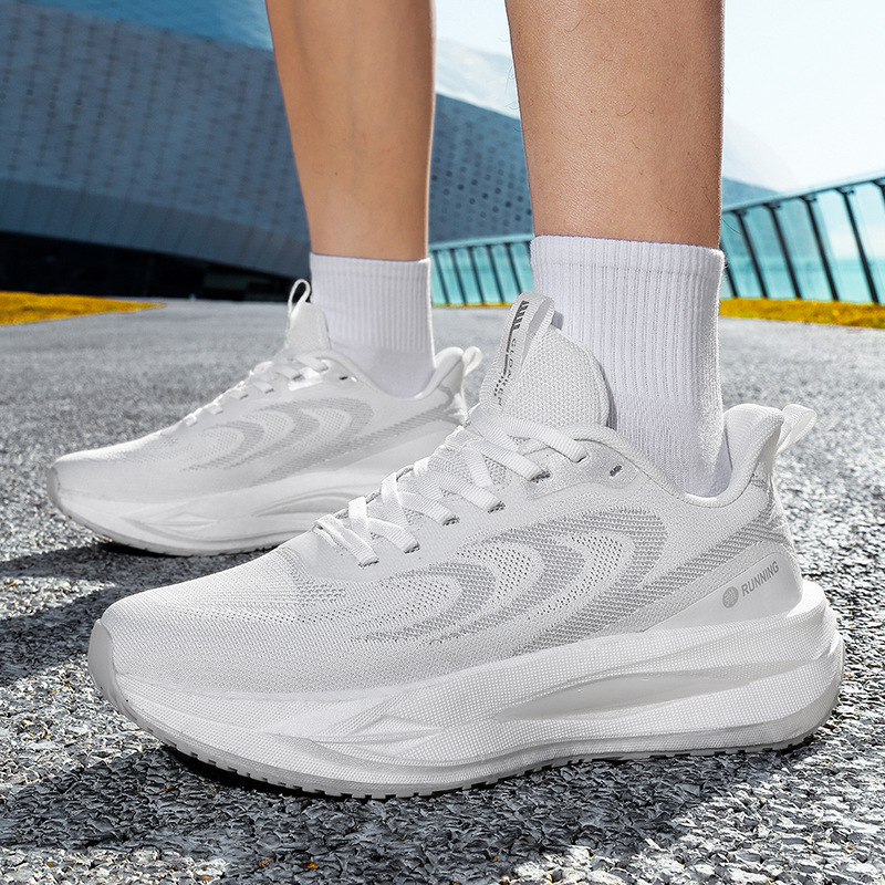 New breathable non-slip mesh casual running shoes, white sports shoes, lightweight soft-soled couple's running shoes, men's and women's shoes
