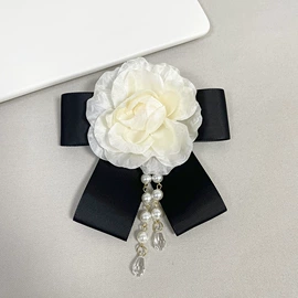 胸针;项链;领结/领花