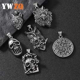 戒指;吊坠;手镯