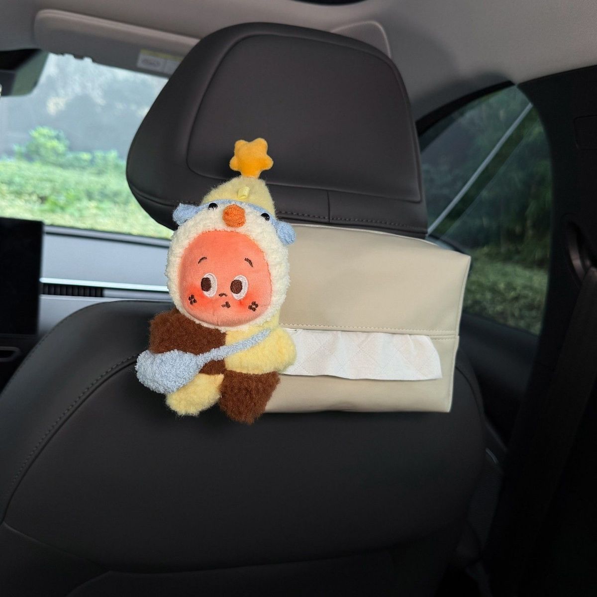 New star-shaped car tissue box, hanging tissue box for car headrest, tissue box for front and back seats, cute decoration for women